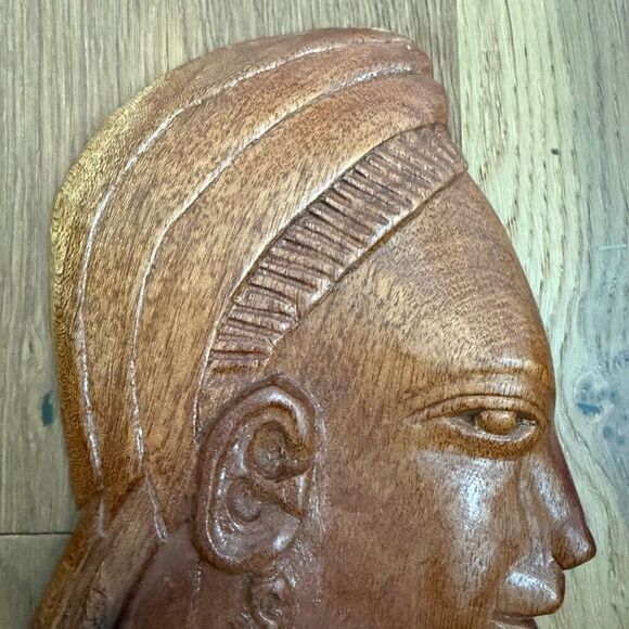Vintage MCM African Profile Wall Art Wood Carved 11” - Picture 4 of 9